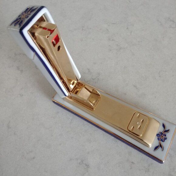 Blue white gold ceramic functional stapler - Picture 8 of 12